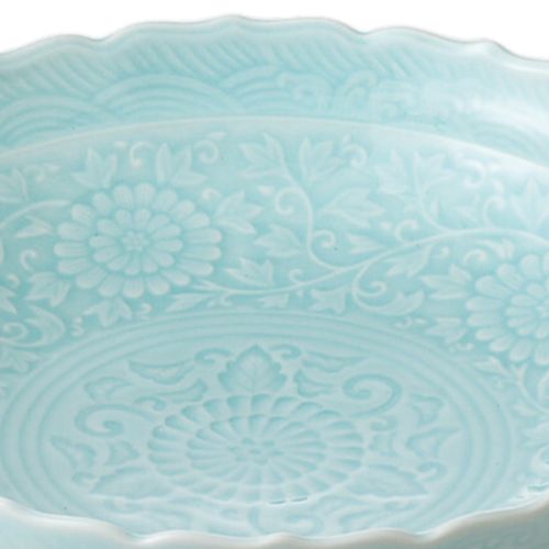 ARITA WARE PALE BLUE FLOWER MOTIF LARGE BOWL
