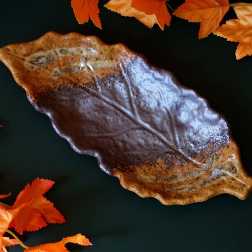 BANKO WARE RUSTIC LEAF-SHAPED APPETIZER PLATE