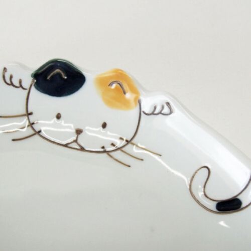 HASAMI WARE JAPANESE NEKO CAT MOTIF PLATE