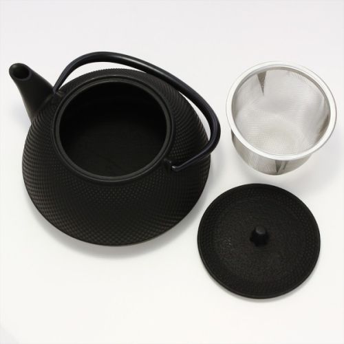 IWACHU IRONWARE TEAPOT 0.65L INDUCTION COMPATIBLE