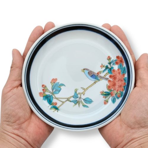 KUTANI WARE FLORAL AND BIRD MOTIF PORCELAIN SMALL PLATE SET OF 5