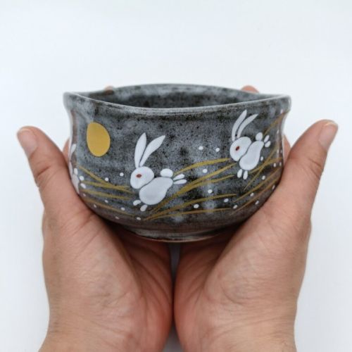 KUTANI WARE MATCHA BOWL GOLDEN MOON RABBIT