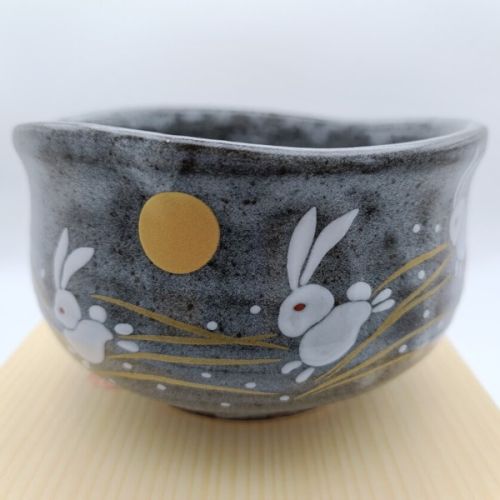 KUTANI WARE MATCHA BOWL GOLDEN MOON RABBIT
