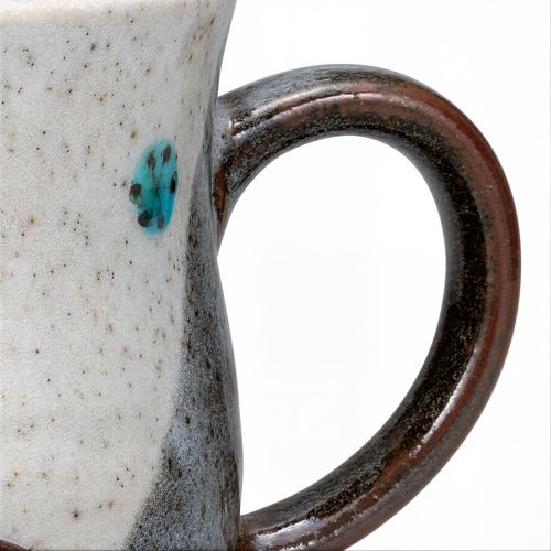 TASSE MUG EN PORCELAINE KUTANI MOTIF OISEAU SHIMAENAGA FABRIQUÉE AU JAPON