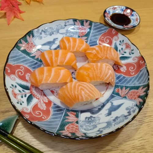 MINO WARE AUSPICIOUS DINOSAUR DESIGN LARGE PLATE 23CM