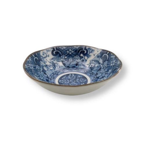 MINO WARE BLUE AND WHITE ASSORTED SMALL BOWLS SET OF 8