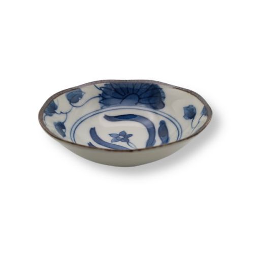 MINO WARE BLUE AND WHITE ASSORTED SMALL BOWLS SET OF 8