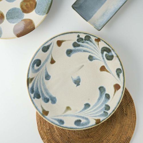 MINO WARE BRUSH BLUE KARAKUSA ARABESQUE DINNER PLATE 