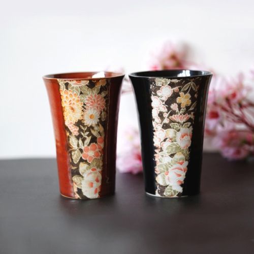 MINO WARE KAGA YUZEN PATTERN JAPANESE PORCELAIN PAIR TUMBLERS