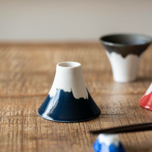 MINO WARE MT. FUJI-SHAPED GUINOMI CERAMIC SAKE CUP