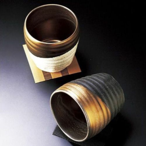 MINO WARE SPARKLE WHITE AND BLACK PAIR SAKE CUP