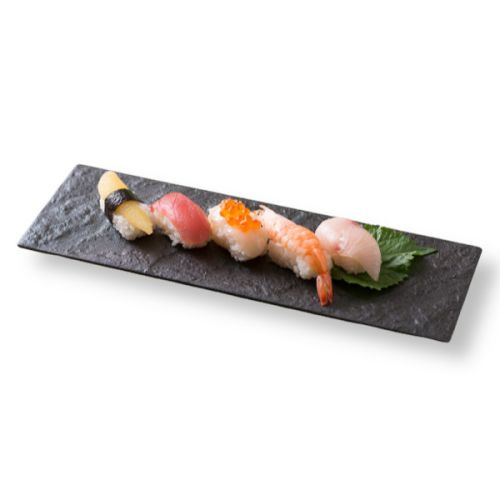 MINO WARE SUSHI SQUARE PLATE SET IN BLACK AND WHITE
