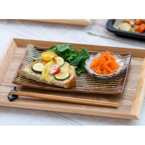MINOWARE SHINOGI STRIPED CARAMEL BROWN RECTANGULAR PLATE
