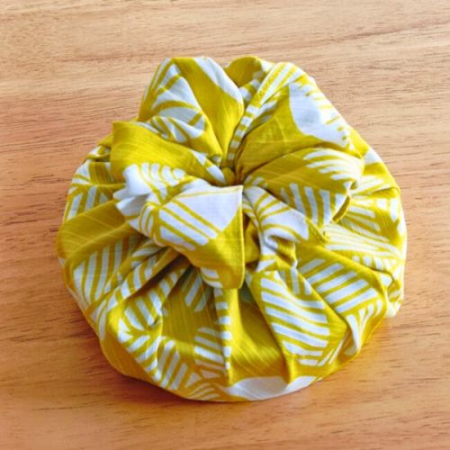 MUSUBI JAPANESE FUROSHIKI REVERSIBLE ISA YELLOW & GRAY 48CM