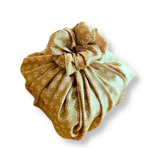 MUSUBI JAPANESE FUROSHIKI RIKYU UME PLUM GREEN PINK 70CM
