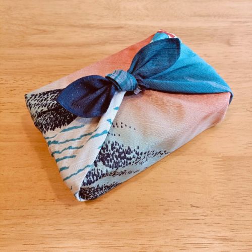MUSUBI JAPANESE FUROSHIKI UKIYO-E 48CM