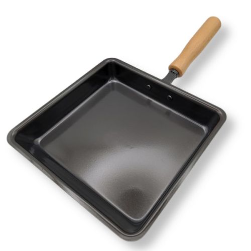 TSUBAME SANJO IRON TAMAGOYAKI JAPANESE EGG OMELETTE PAN 18X18CM