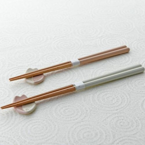 WAKASA LACQUER SAKURA PAIR CHOPSTICKS & MINO WARE RESTS GIFT SET