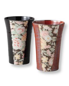 PAIRE DE GOBELETS EN PORCELAINE JAPONAISE MINO WARE MOTIF KAGA YUZEN