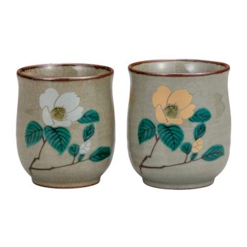 KUTANI WARE FLOWER MOTIF GOLD/SILVER PAIR TEACUP